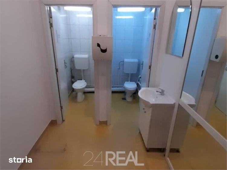 Spațiu comercial, de 45 mp, în Tei