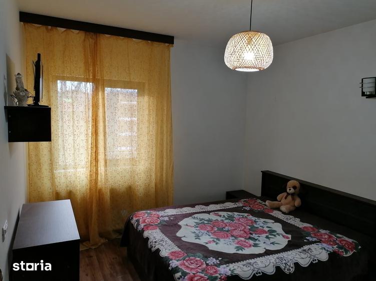 Casă cu 3 camere cu Teren 1197 Mp în Central