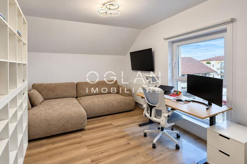 Apartament cu 4 camere, mobilat în Piața Cluj