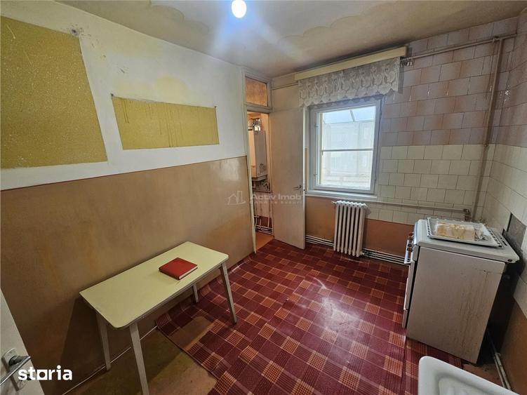 Apartament cu 2 camere decomandat în Central