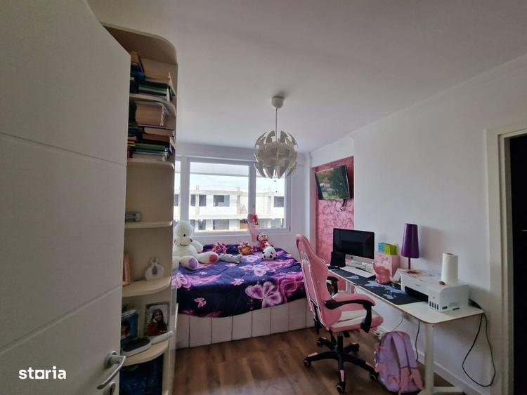 Apartament cu 3 camere în Albești