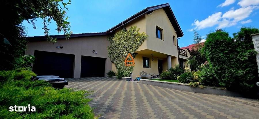 Casă cu 4 camere cu Teren 540 Mp în Bucium