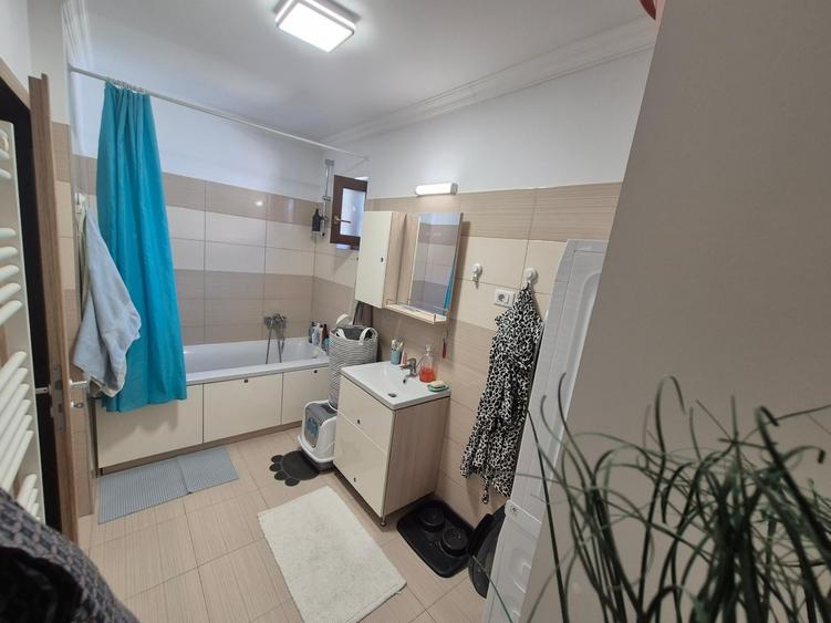 Apartament cu 3 camere nedecomandat în Braytim