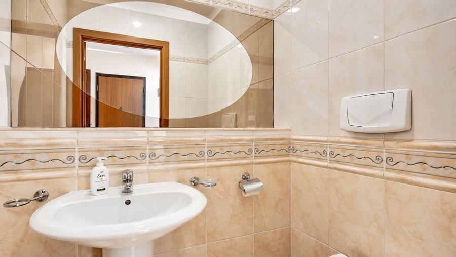 Apartament cu 3 camere decomandat, mobilat în Primăverii