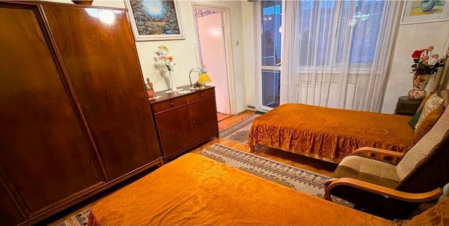 Apartament cu 2 camere decomandat, mobilat în Dâmbu Pietros
