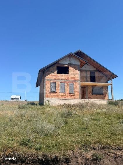 Casă cu 4 camere în Șcheia
