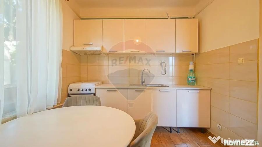 Casă cu 3 camere cu Teren 700 Mp în Central