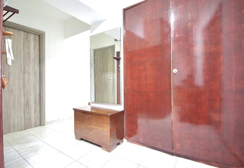 Apartament cu 3 camere, mobilat în Bucur Obor