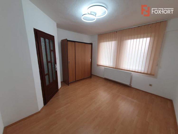 Casă individuală cu 5 camere cu Canalizare în Brâncoveanu