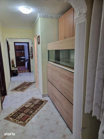 Apartament cu 3 camere decomandat în City Park Mall