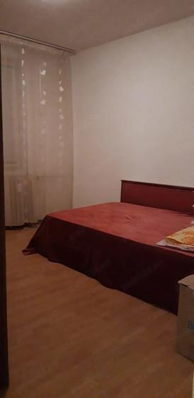 Apartament cu 3 camere decomandat în Rahova