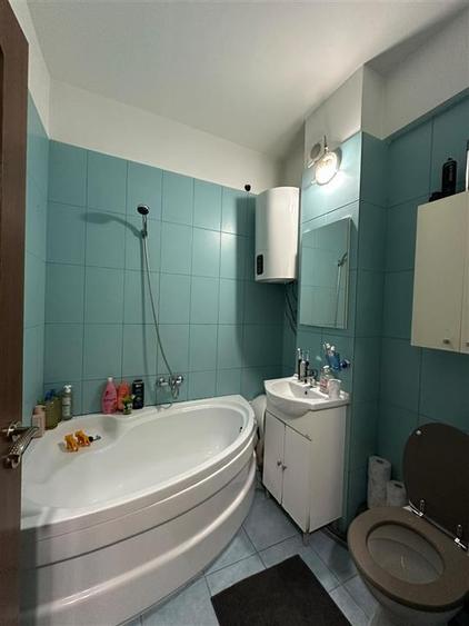 Apartament cu 2 camere decomandat în Paleu