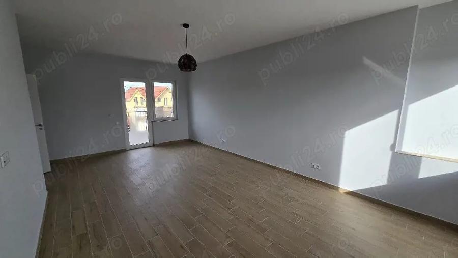 Casă cu 3 camere cu Teren 790 Mp în Biharia