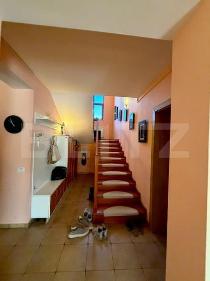 Casă individuală cu 5 camere cu Canalizare în Sânandrei