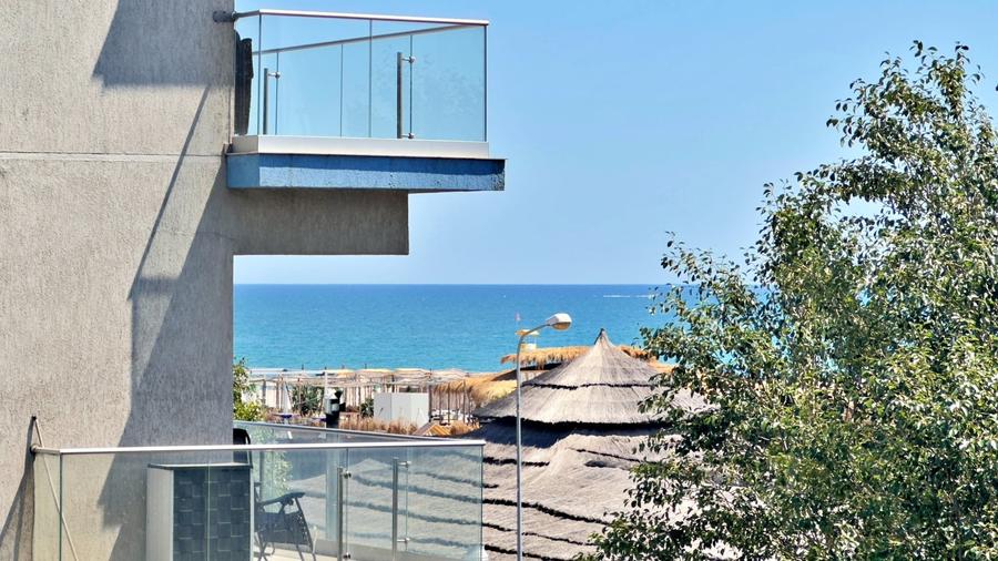 Apartament cu 2 camere semidecomandat, mobilat în Mamaia