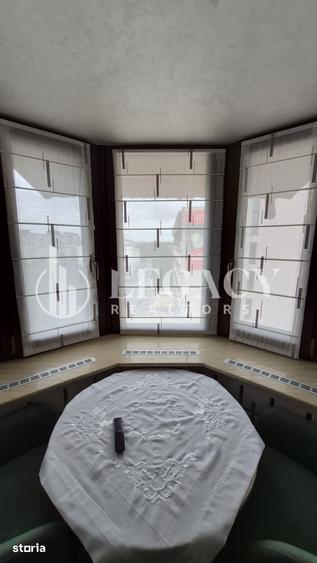 Apartament cu 4 camere decomandat în Ultracentral