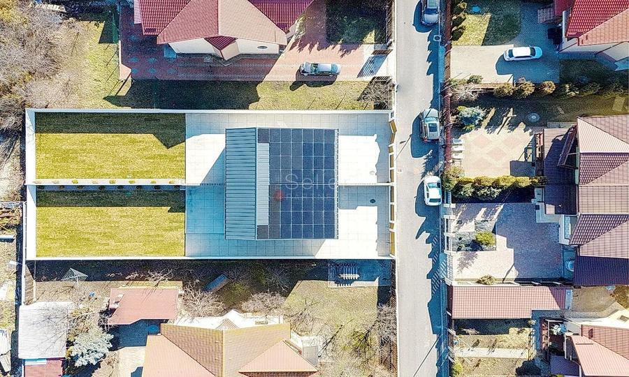 Casă individuală cu 4 camere cu Canalizare în Sânpetru