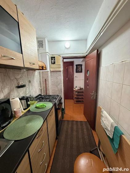 Apartament cu 3 camere decomandat în 9 Mai