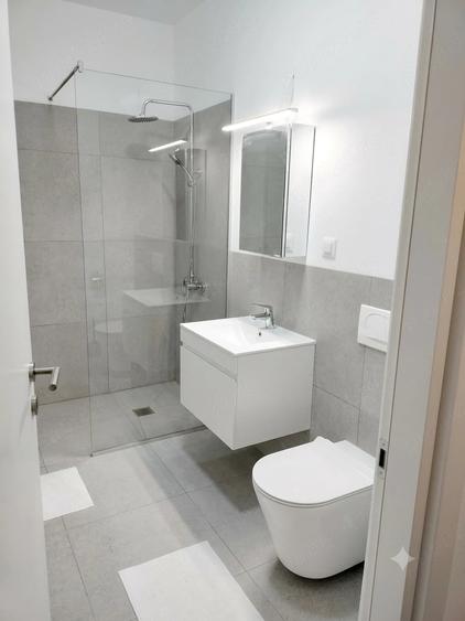 Apartament cu 2 camere semidecomandat în Sud