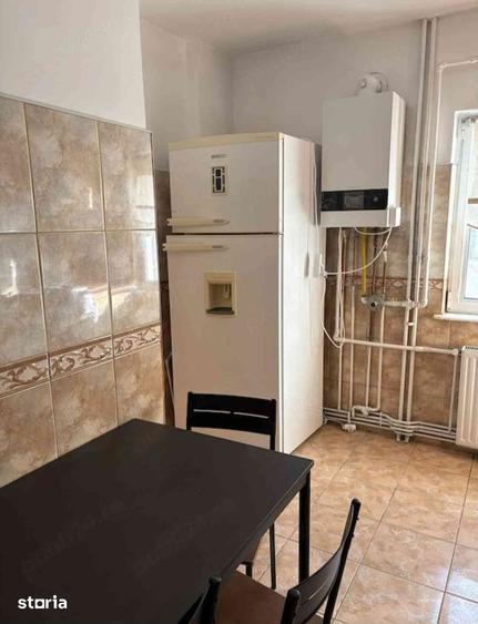 Garsonieră decomandată în Central