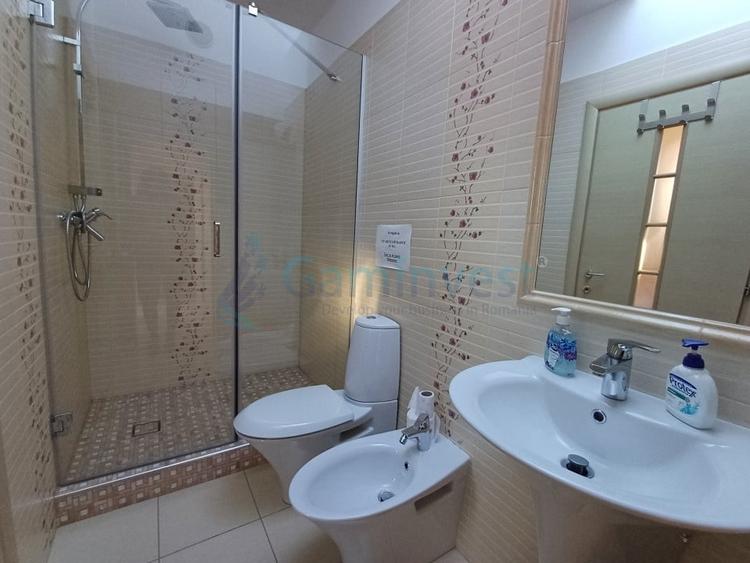 Spațiu comercial, de 200 mp, în Cantemir