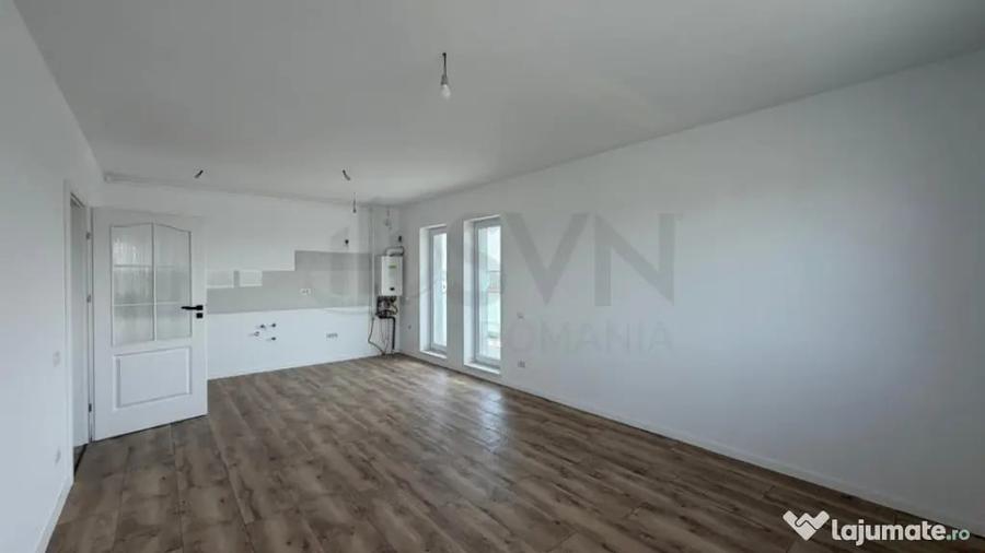 Apartament cu 3 camere decomandat în Sisești