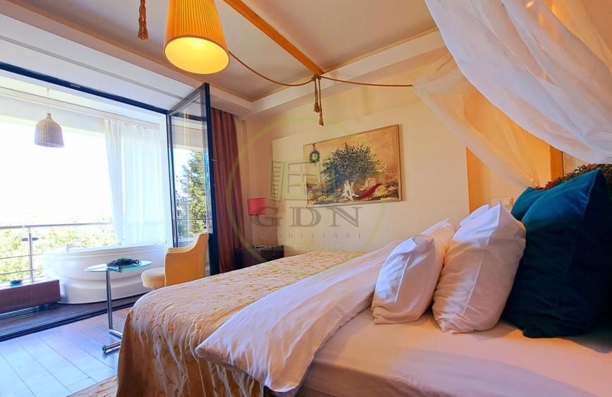 Casă individuală cu 14 camere cu Canalizare în Cioplea