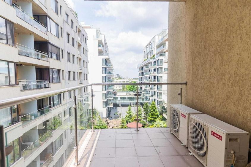 Apartament cu 3 camere semidecomandat în Herăstrău