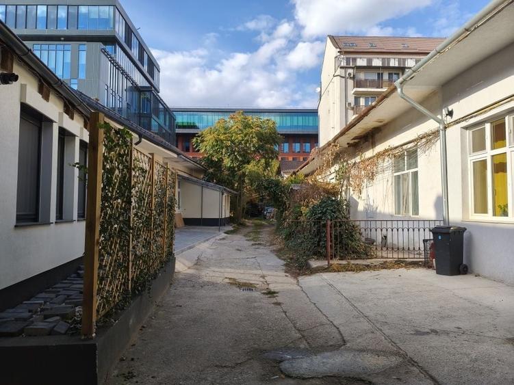 Apartament cu 2 camere semidecomandat în Dosu Bricii