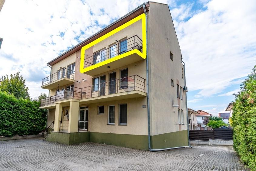 Apartament cu 4 camere semidecomandat, mobilat în Europa
