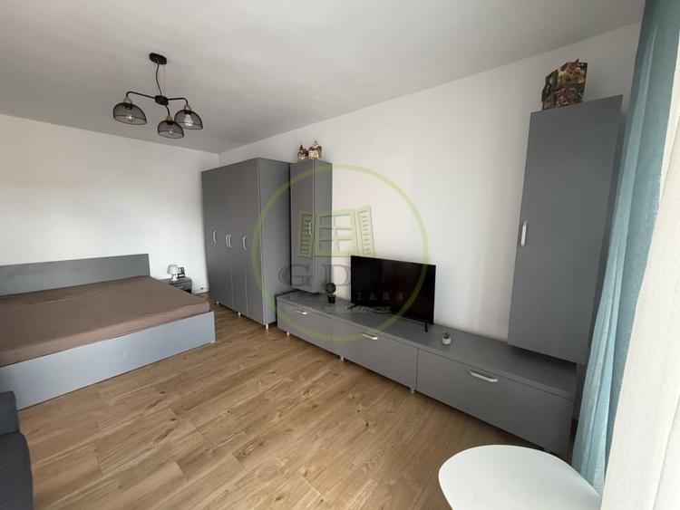 Apartament cu 2 camere decomandat, mobilat în Centrul Civic