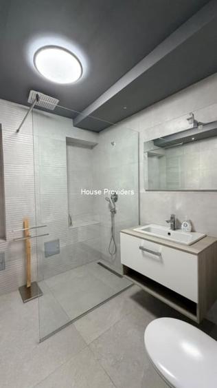 Apartament cu 3 camere, mobilat în Decebal