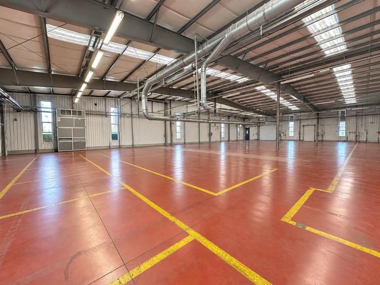 Spațiu industrial, de 1,520 mp, în Oncea