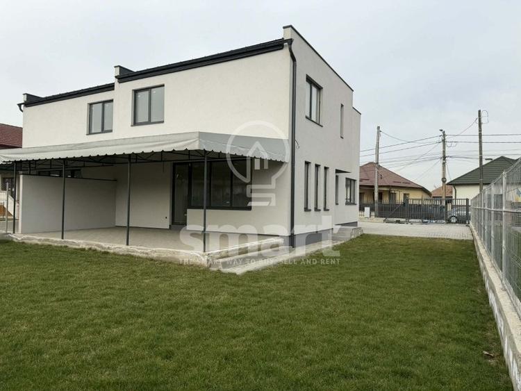Duplex cu 4 camere cu Canalizare în Apahida