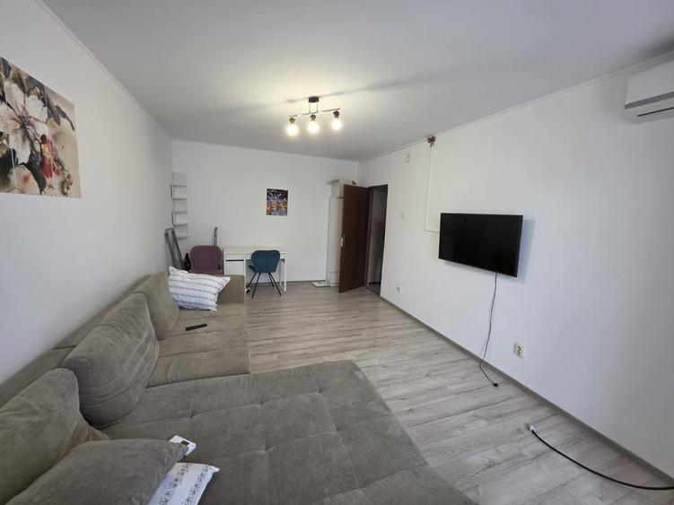 Dristor, 15 minute metrou, Ramnicul Sarat, pe strada Lacramioarei - 6