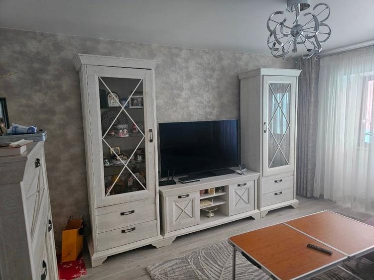 Apartament cu 2 camere decomandat în Gară