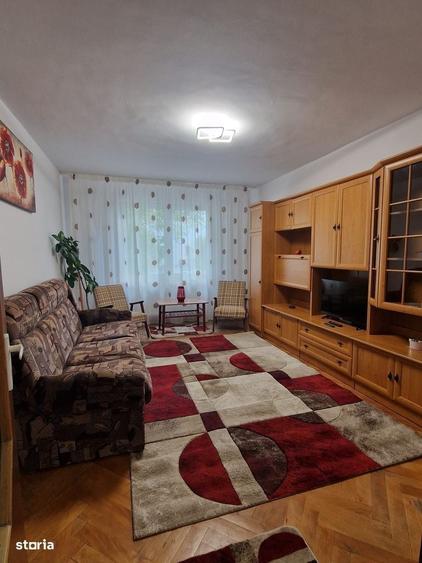 Apartament cu 3 camere în Tudor