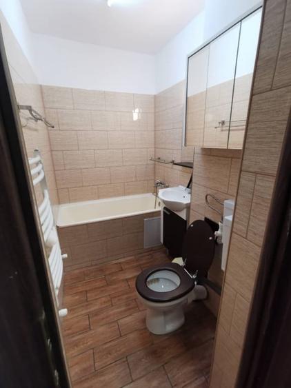 Garsonieră în Apărătorii Patriei