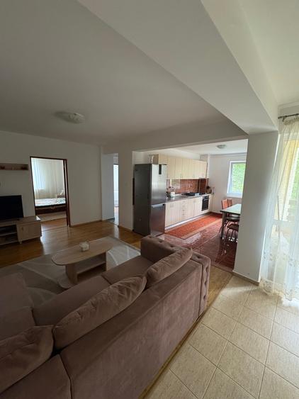 Apartament cu 3 camere decomandat în Unirea
