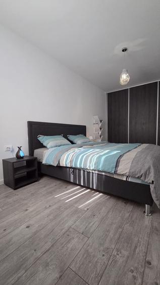 Apartament cu 2 camere semidecomandat în Florești
