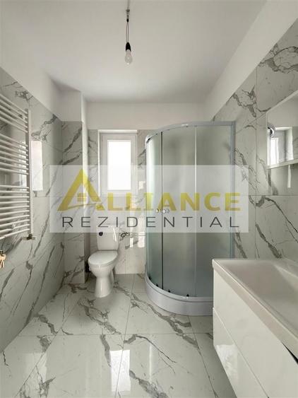 Casă individuală cu 5 camere decomandat cu Canalizare în Berceni