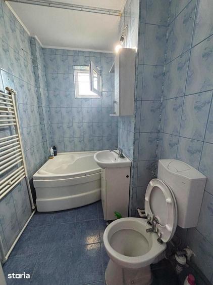 De vanzare apartament cu 2 camere si balcon, zona Hotel Roman, 55000e - 2