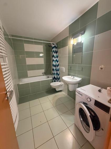 Apartament cu 3 camere decomandat în Bartolomeu