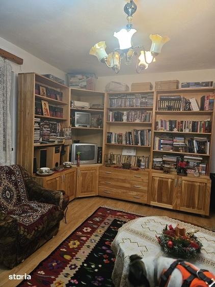 Casa la tara locuibila, cu gradina, ideala pentru liniste si relaxare - 4