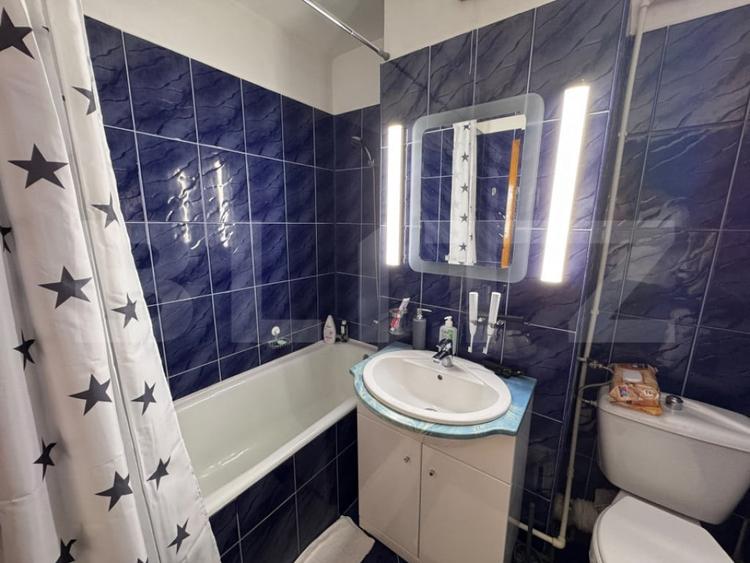 Apartament cu 3 camere decomandat în Micro 11