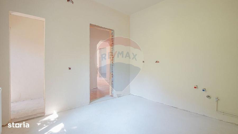 Casa cu potential in Centrul Civic Brasov | 4 camere - 2