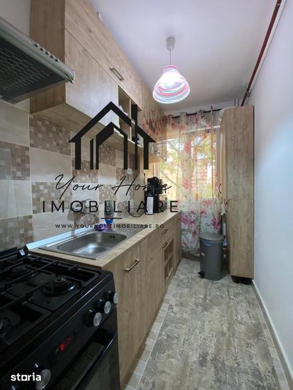 Apartament cu 2 camere semidecomandat în Craiovița Nouă