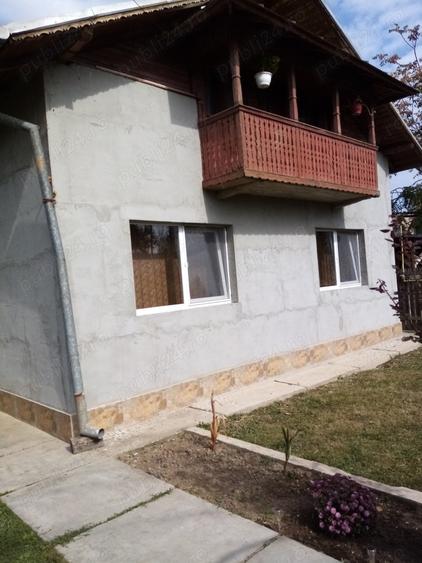 Casă cu 3 camere în Popești