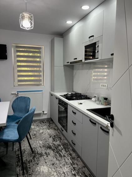 Apartament cu 2 camere semidecomandat în Exterior Vest