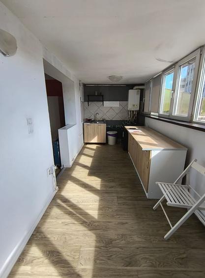 Apartament cu 2 camere semidecomandat în Romană